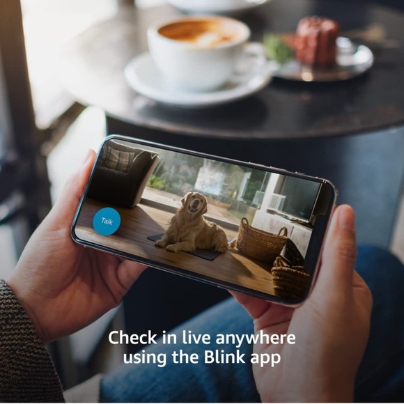 Blink Mini - Compact indoor plug-in smart security camera, 1080p HD video - Picture 4 of 5